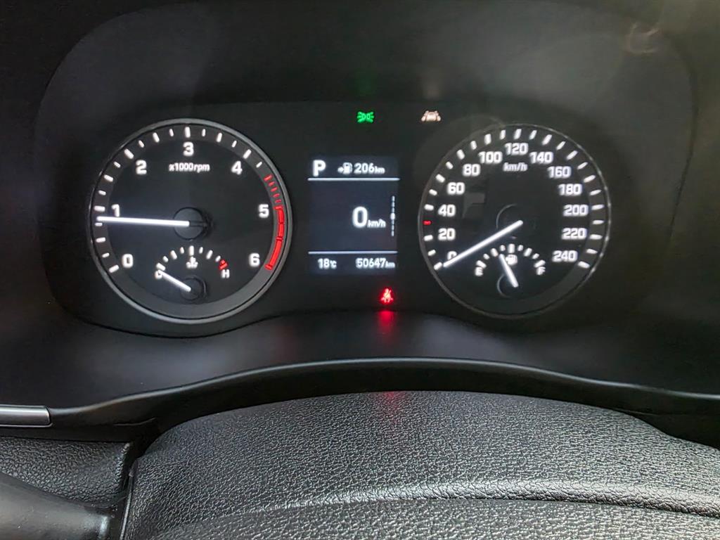 HYUNDAI Tucson - Vista 7