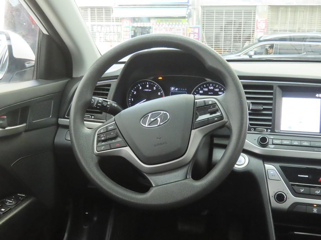 HYUNDAI Avante 2018 - Importación desde Corea - HF Imports Iquique - Foto 18