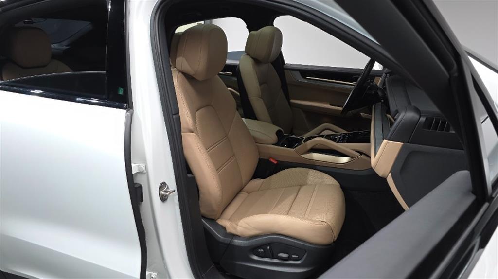 Porsche Cayenne - Vista 12