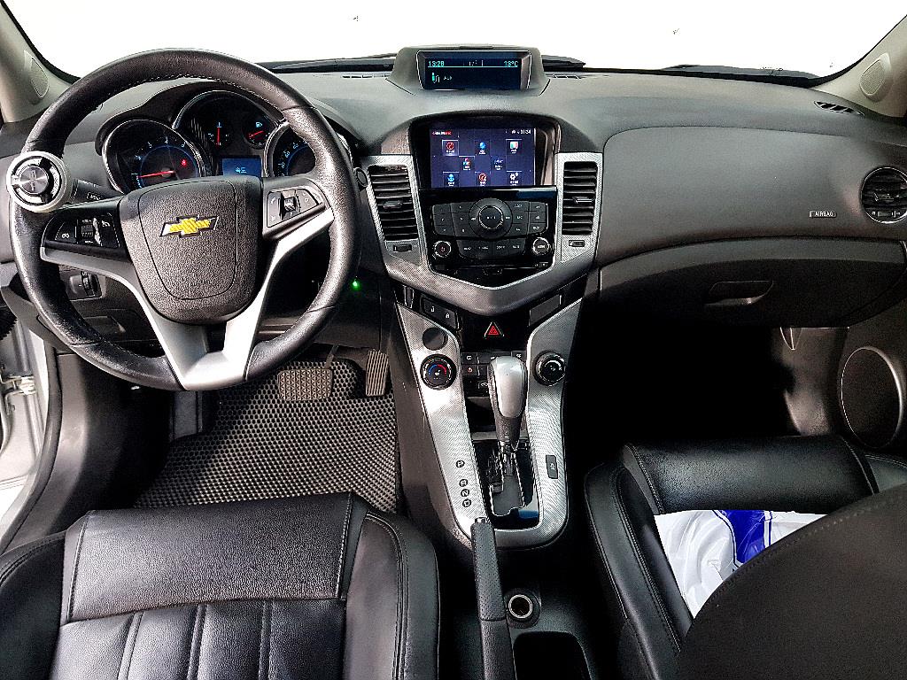 Chevrolet Cruise - Vista 5