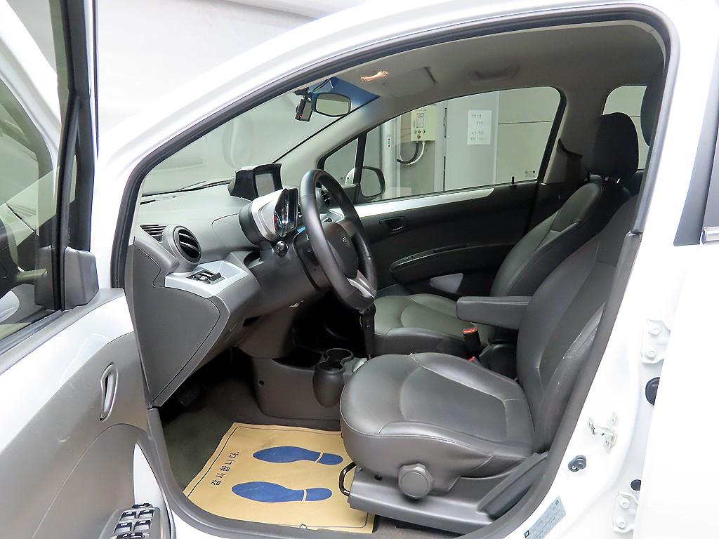 Chevrolet Spark - Vista 5