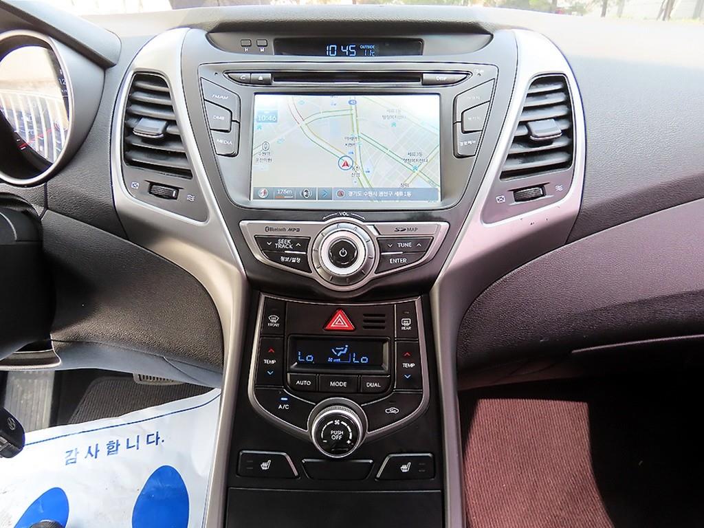 HYUNDAI Avante 2016 Gris - Importación desde Corea - HF Imports Iquique - Foto 13