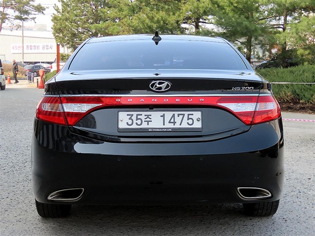 HYUNDAI Grandeur - Vista 4