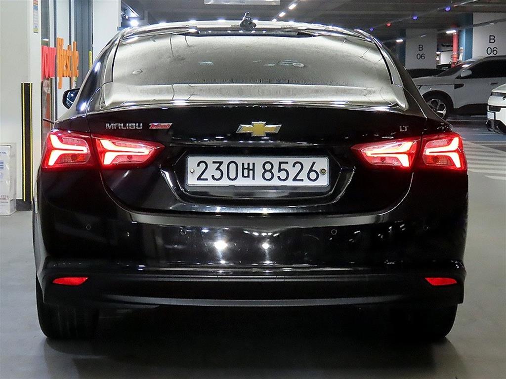 Chevrolet Malibu - Vista 5