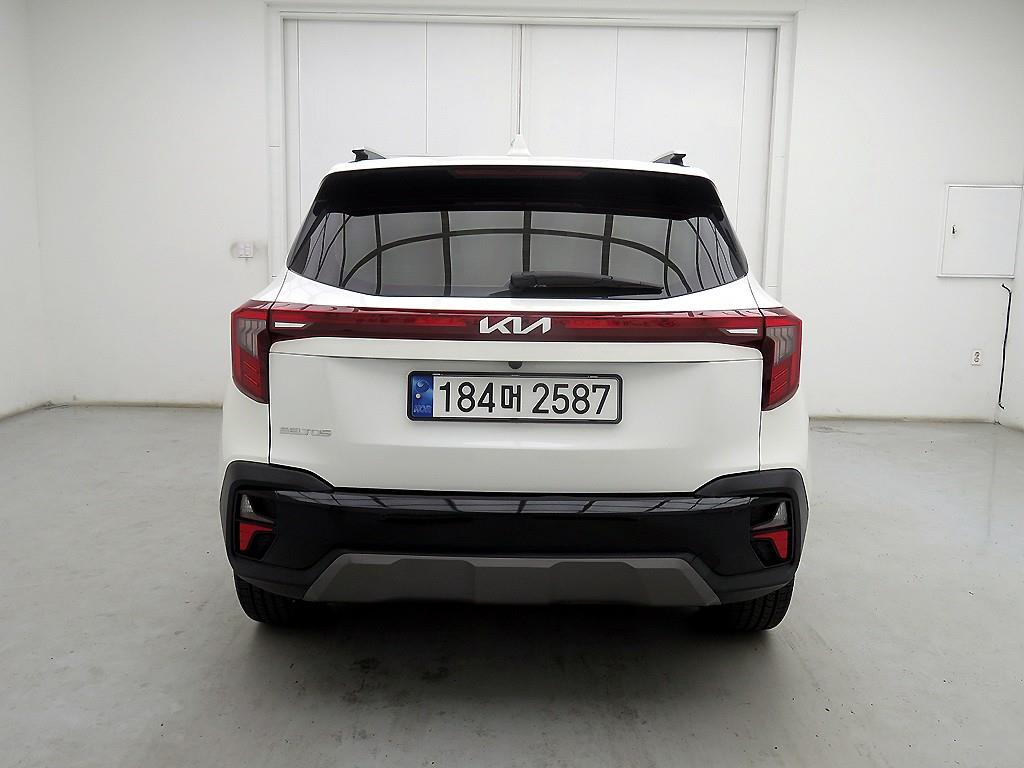KIA Seltos - Vista 3