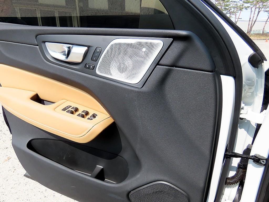 Volvo XC60 - Vista 12