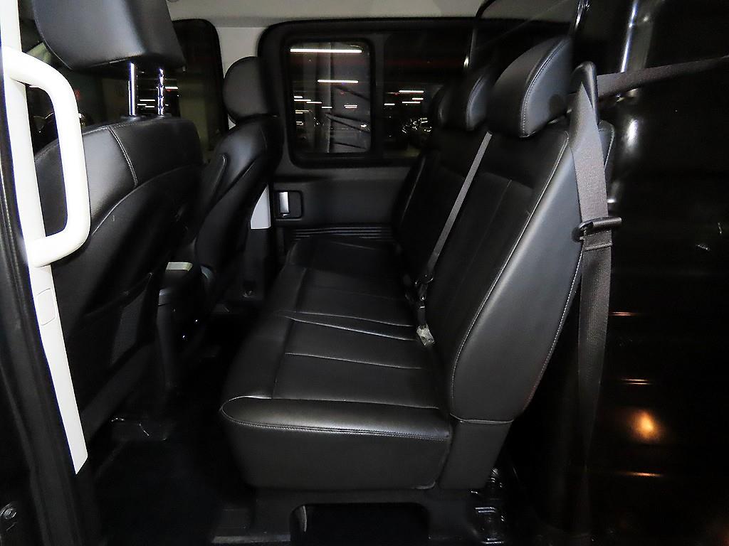 HYUNDAI Staria - Vista 7