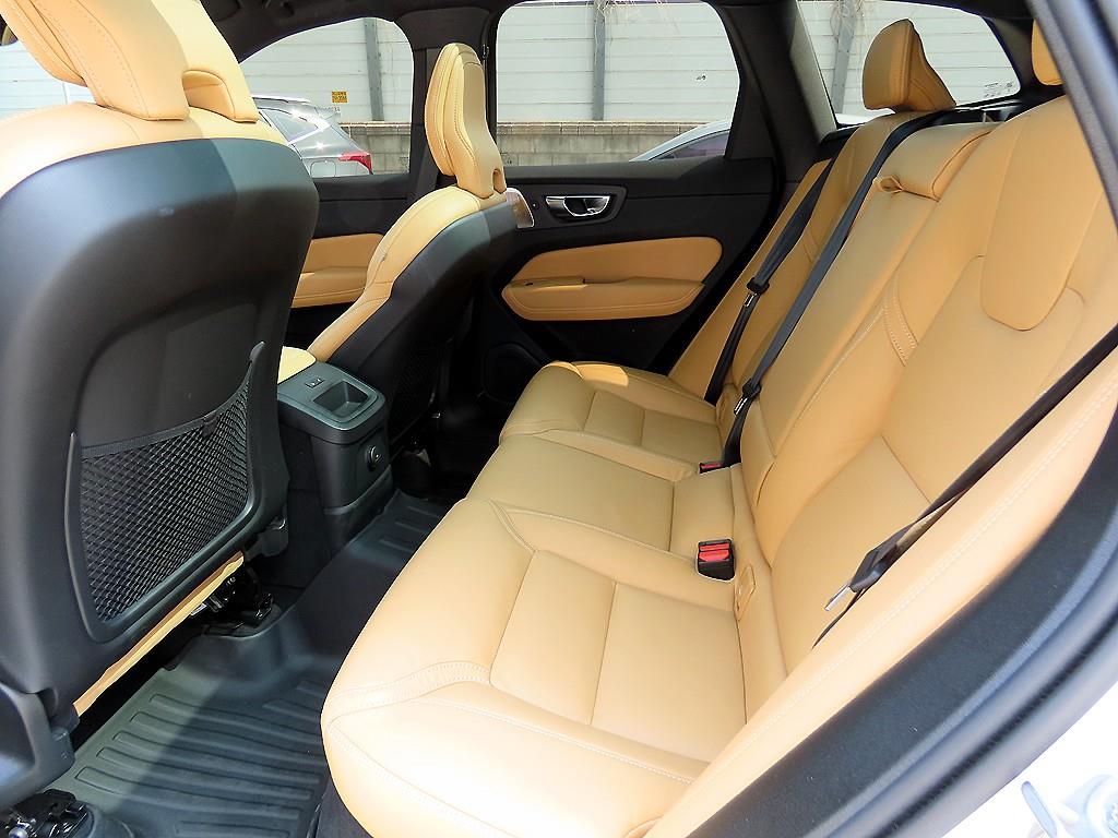 Volvo XC60 - Vista 6