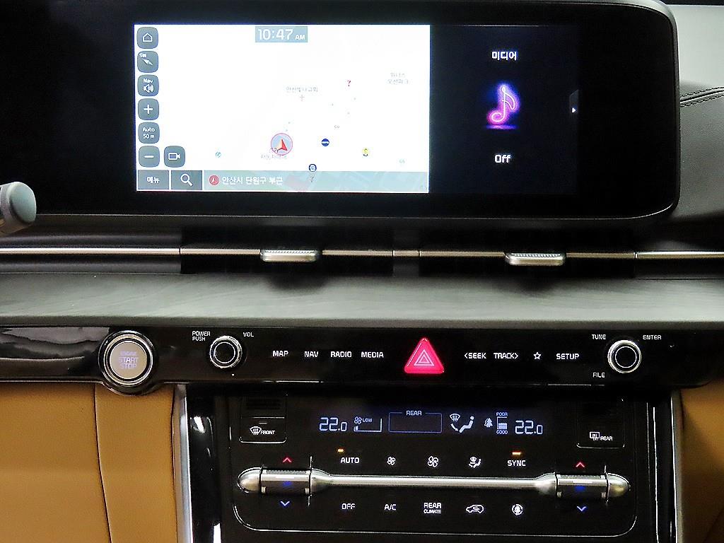 KIA Carnival - Vista 12