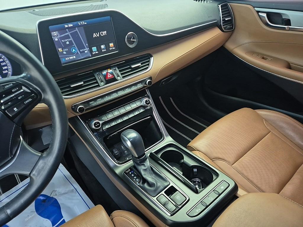 HYUNDAI Grandeur - Vista 10