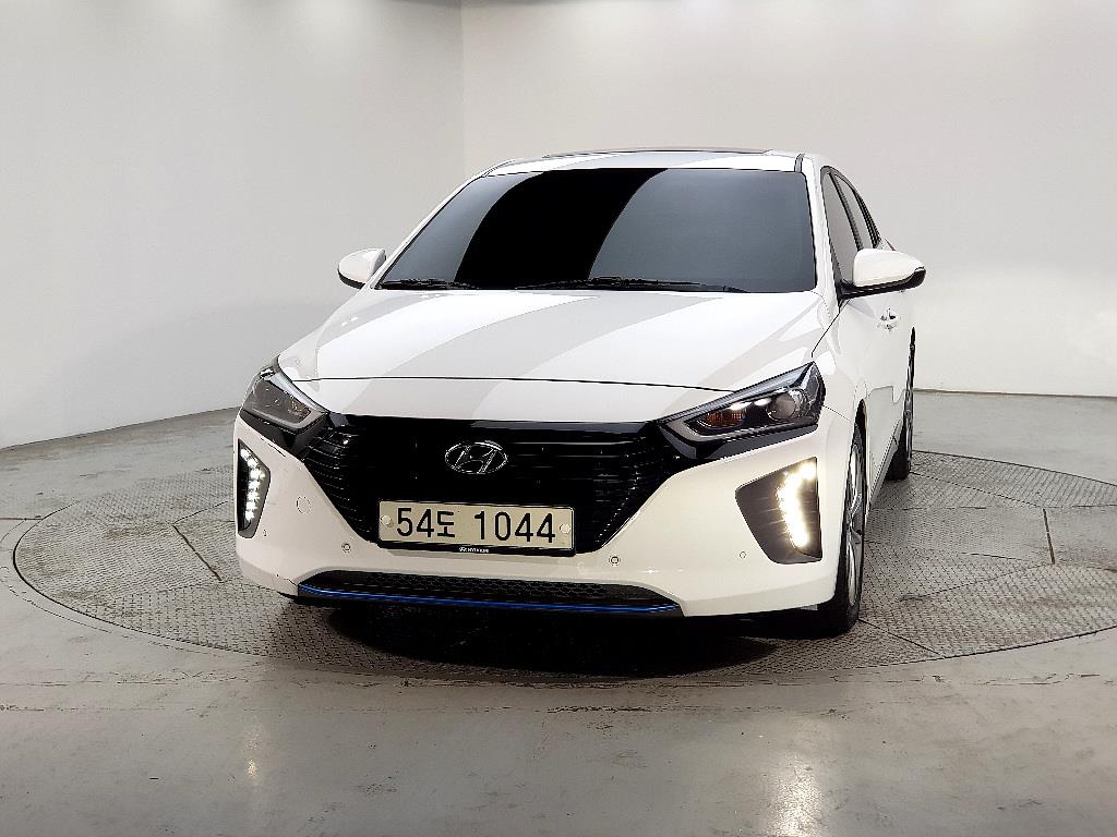 HYUNDAI Ioniq - Vista 2