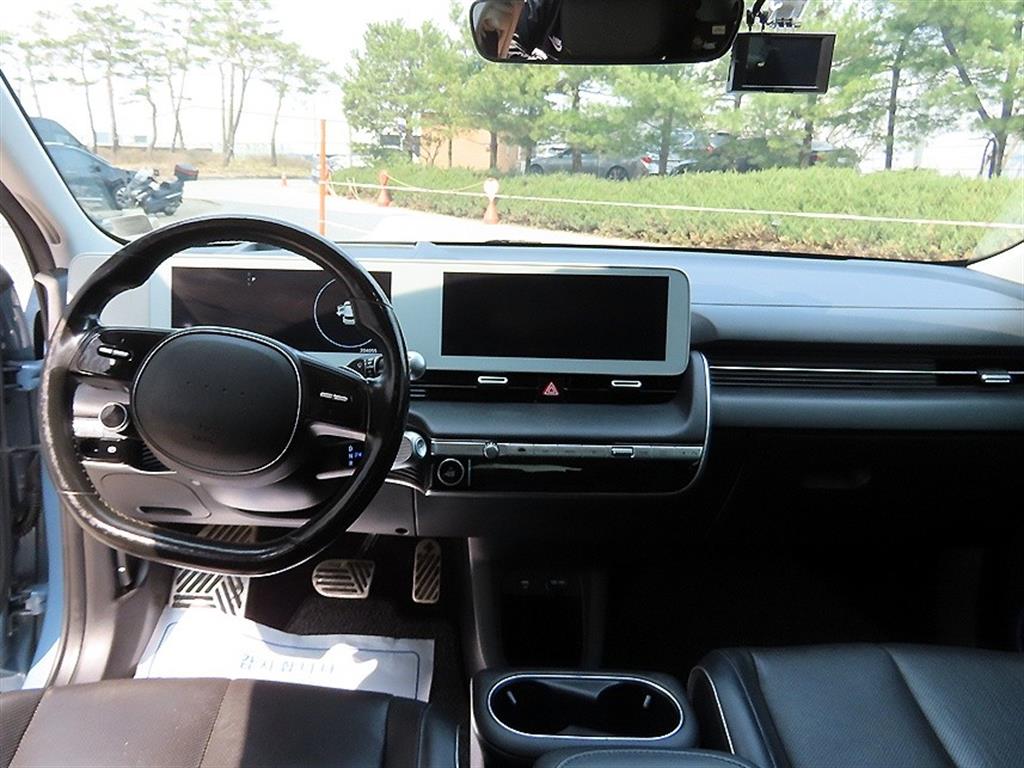 HYUNDAI Ioniq 5 - Vista 7