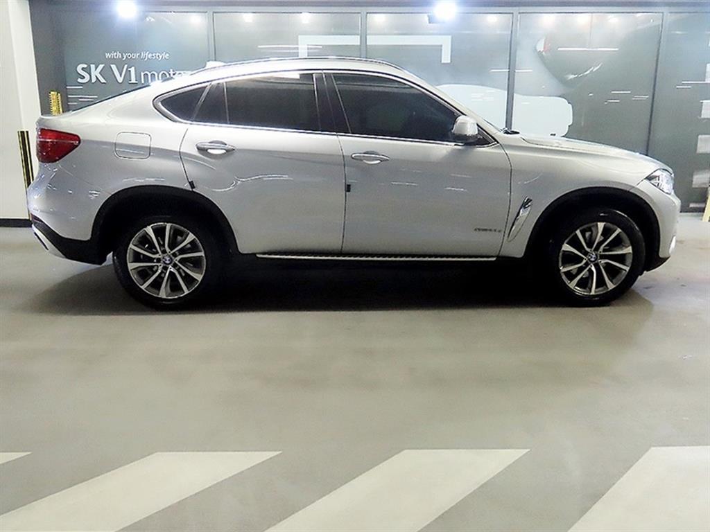 BMW X6 - Vista 3