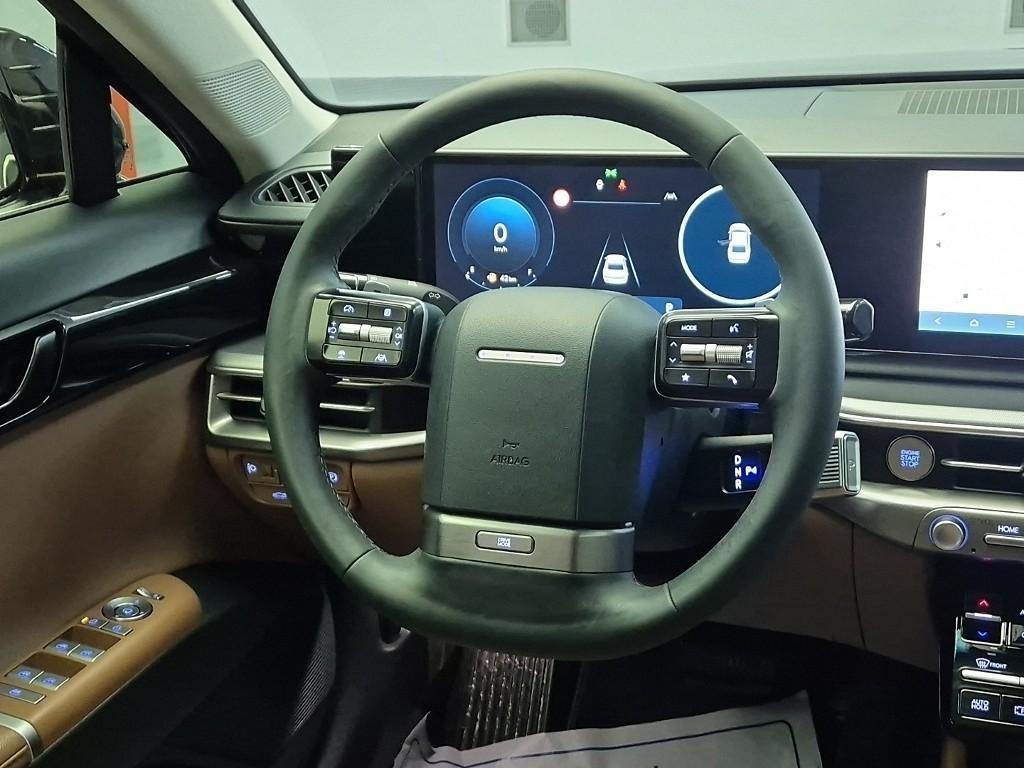 HYUNDAI Grandeur - Vista 9