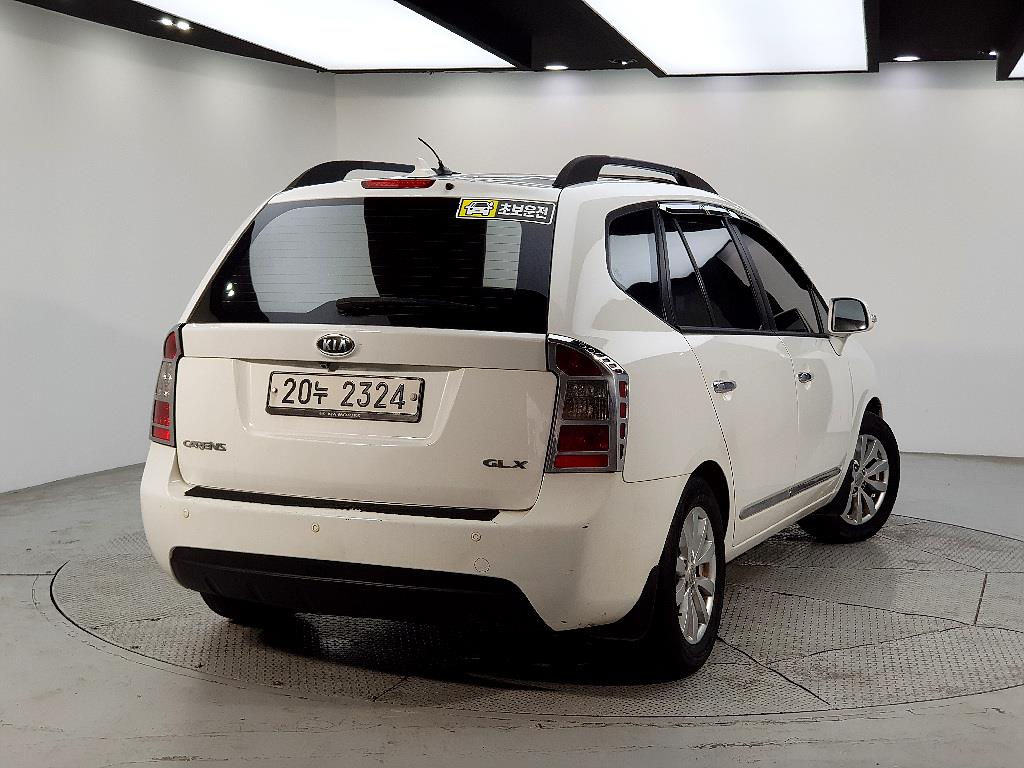 KIA Carens - Vista 4