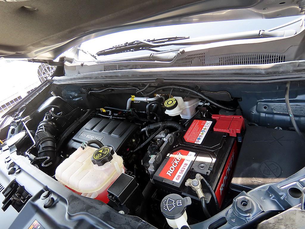 Chevrolet Trax 2016 Gris - Importación desde Corea - HF Imports Iquique - Foto 16