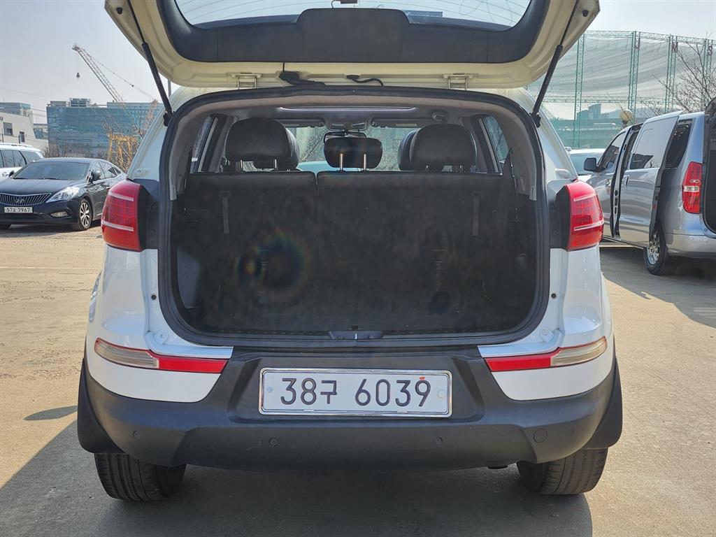 KIA Sportage 2011 Blanco - Importación desde Corea - HF Imports Iquique - Foto 18