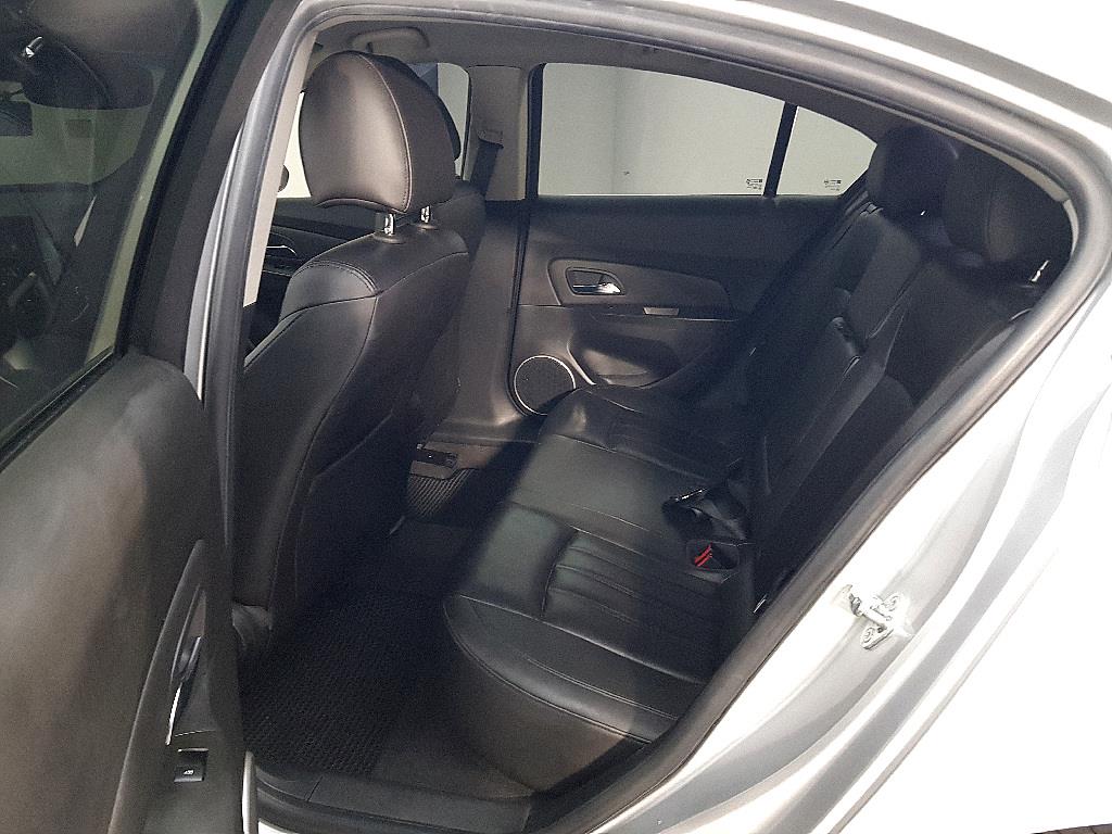 Chevrolet Cruise - Vista 9