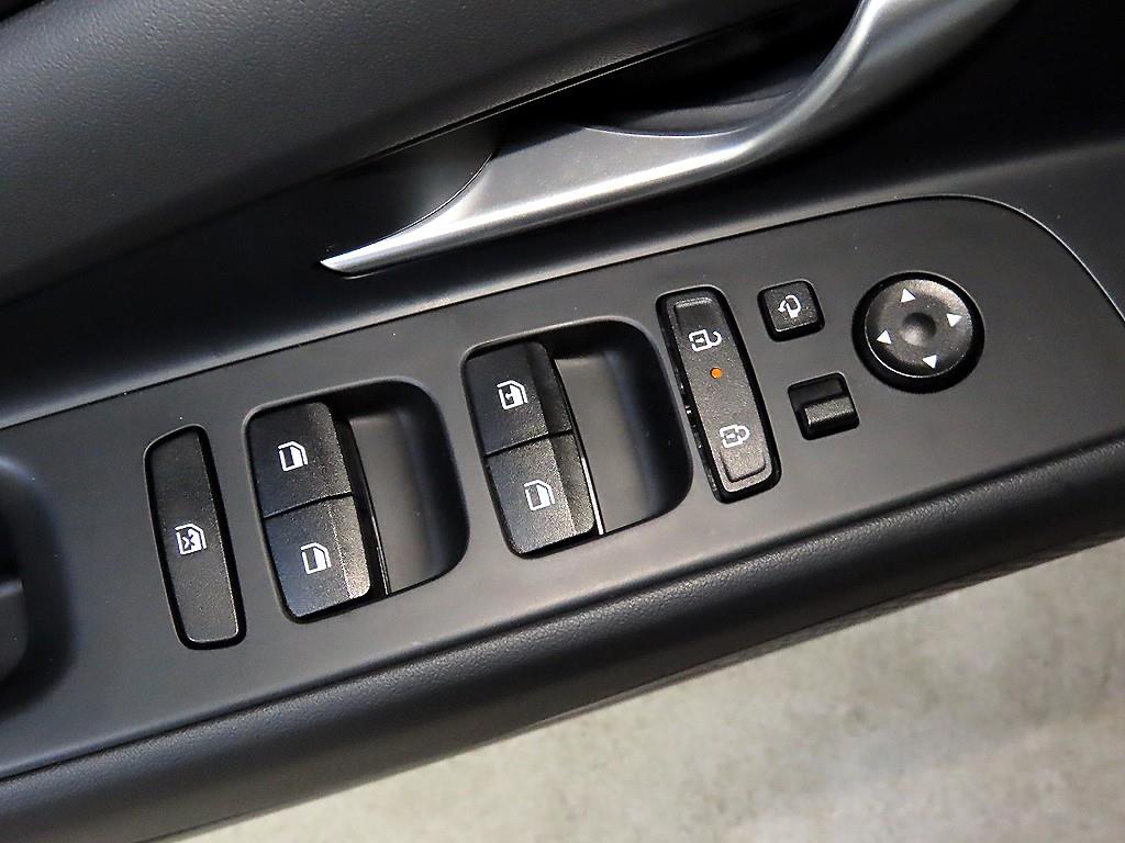 HYUNDAI Avante 2024 Blanco - Importación desde Corea - HF Imports Iquique - Foto 13