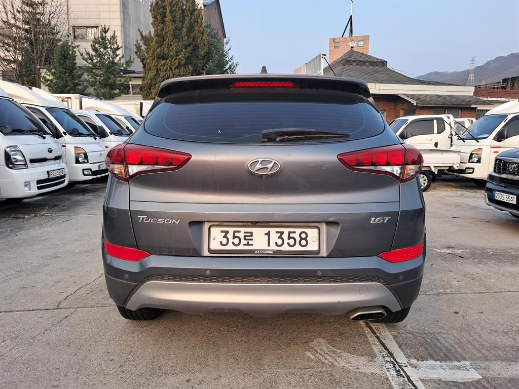HYUNDAI Tucson - Vista 4