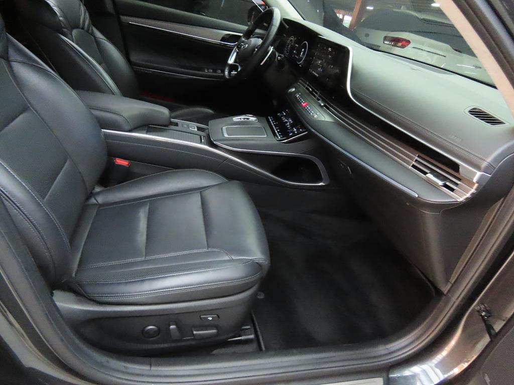 HYUNDAI Grandeur - Vista 6