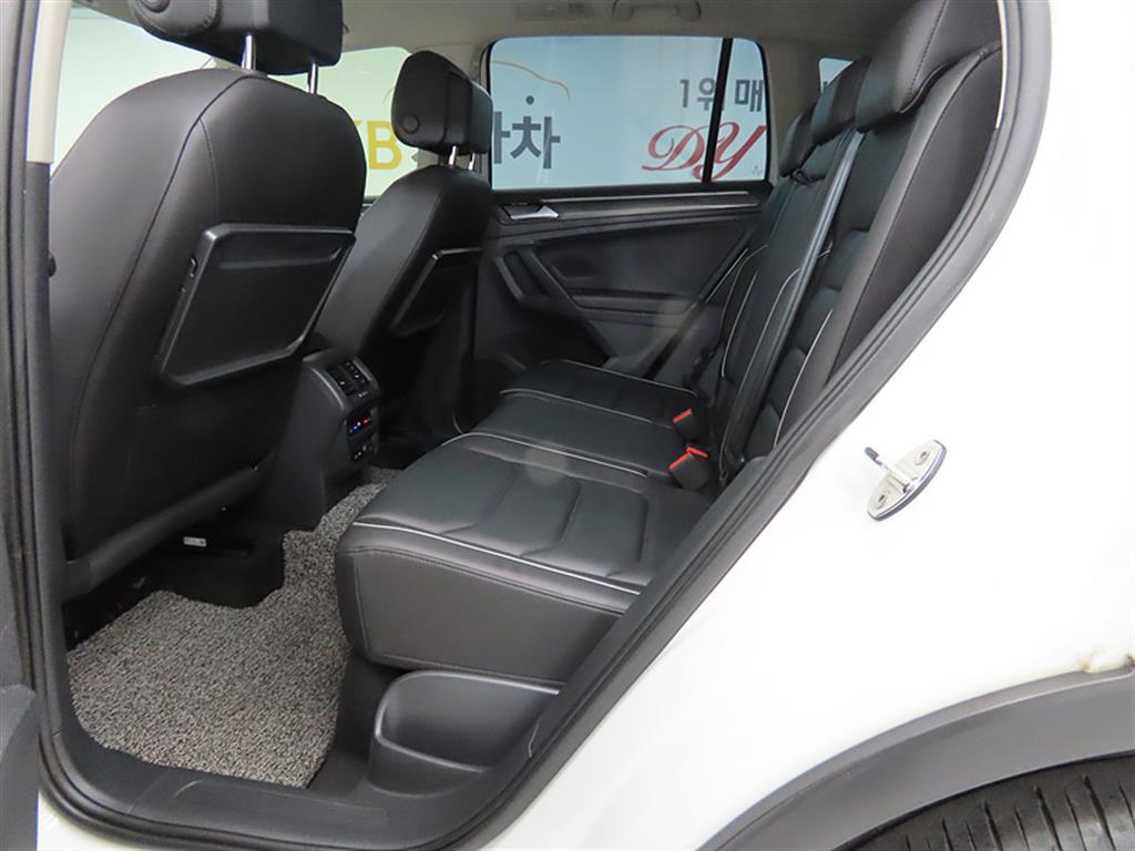 Volkswagen Tiguan - Vista 6