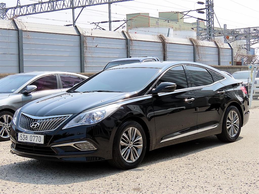 HYUNDAI Grandeur - Vista 2