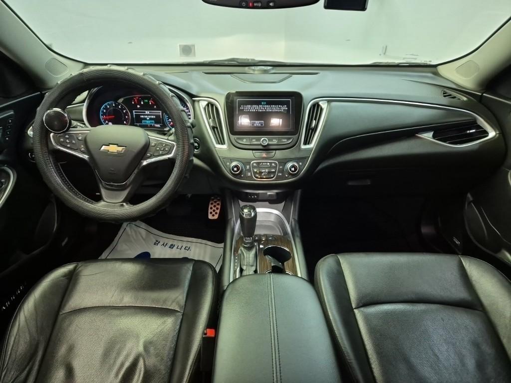 Chevrolet Malibu - Vista 7