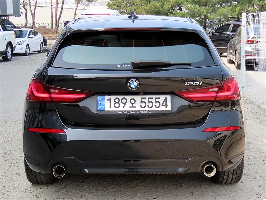 BMW 1 series - Vista 4