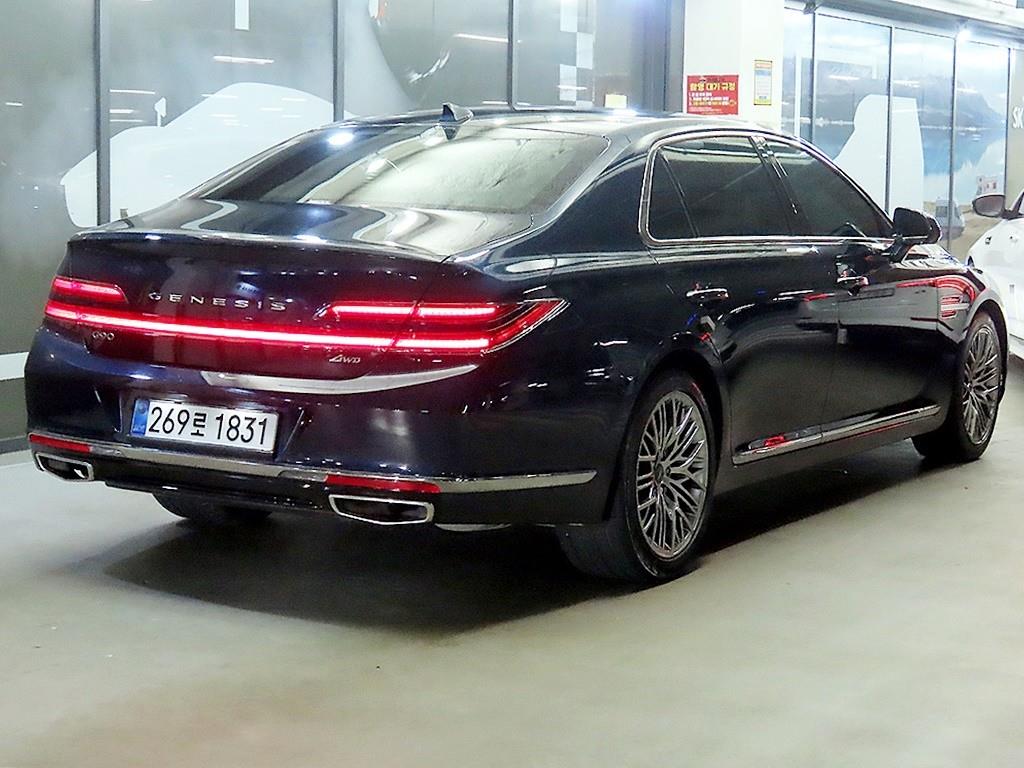 Genesis G90 - Vista 4