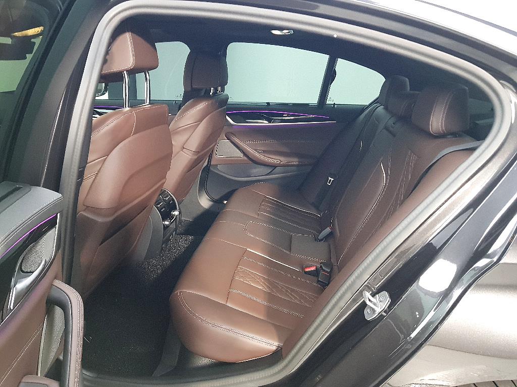 BMW 5 Series - Vista 9