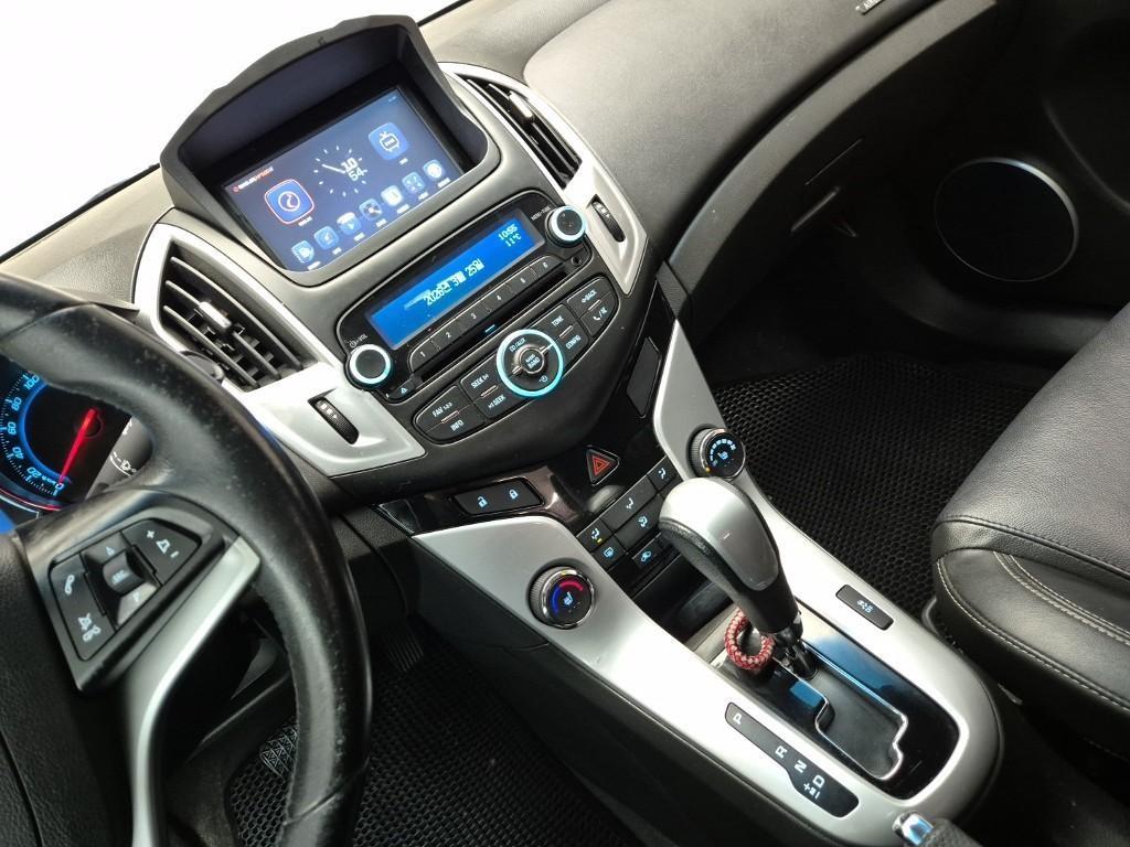 Chevrolet Cruise - Vista 10