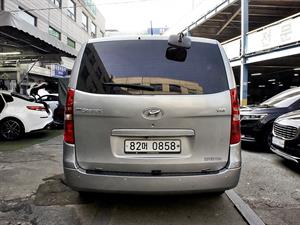 HYUNDAI Starex - Vista 6