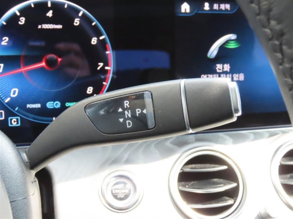 Mercedes Benz E class - Vista 11