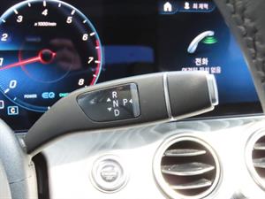 Mercedes Benz E class - Vista 12