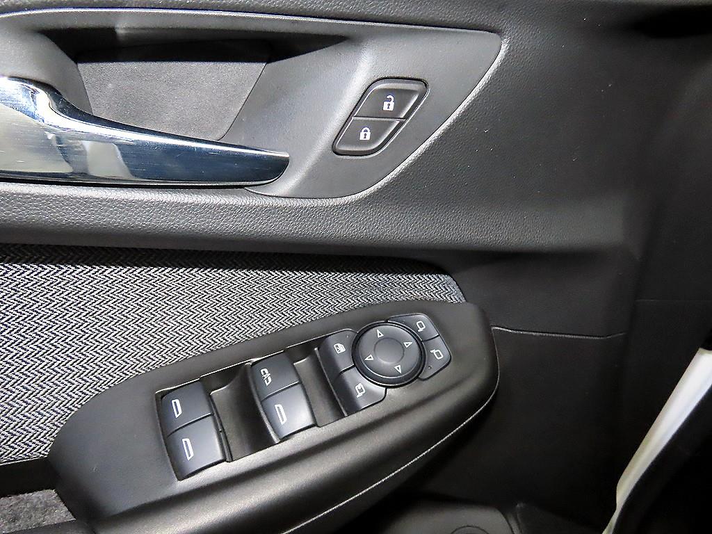 Chevrolet Trail Blazer 2022 Blanco - Importación desde Corea - HF Imports Iquique - Foto 13