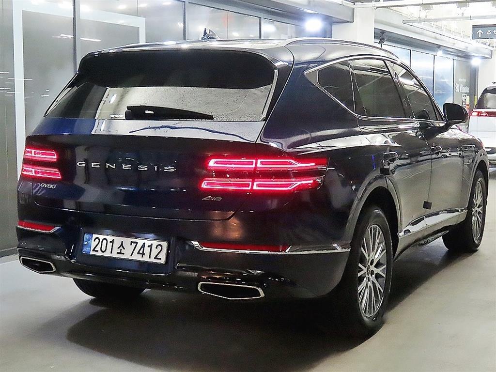 Genesis GV80 - Vista 4