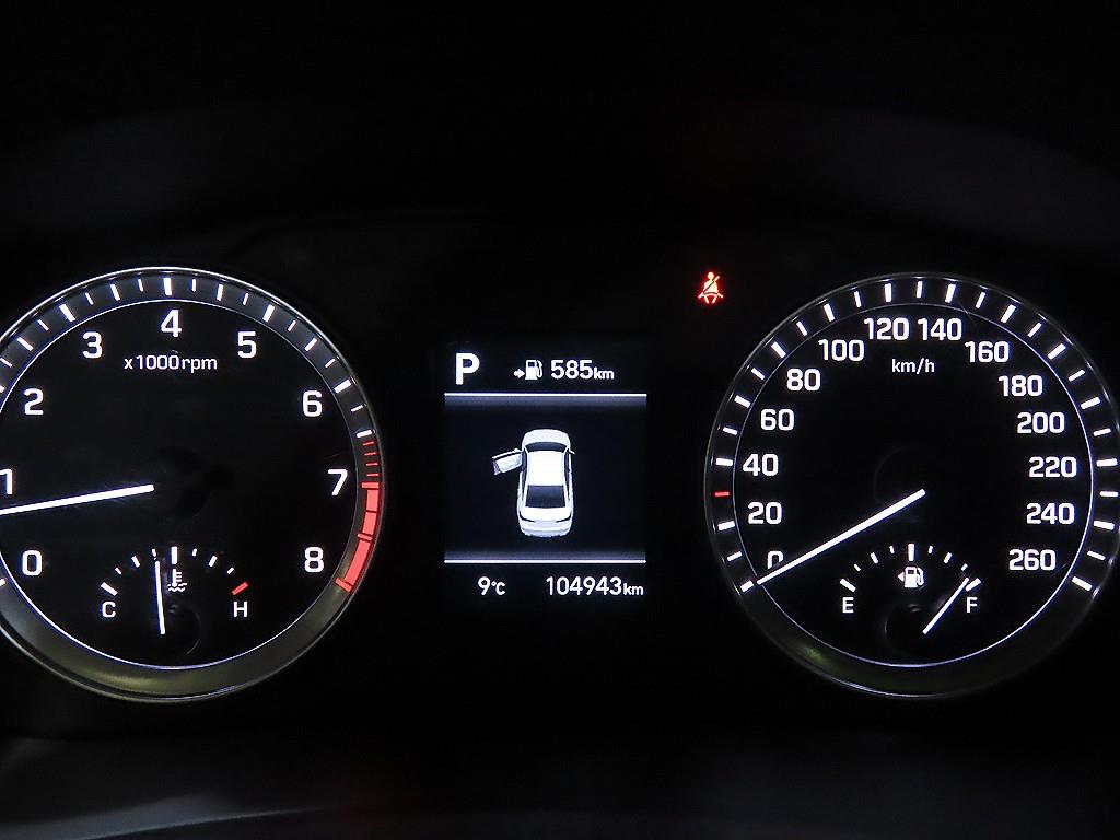 HYUNDAI Sonata - Vista 9