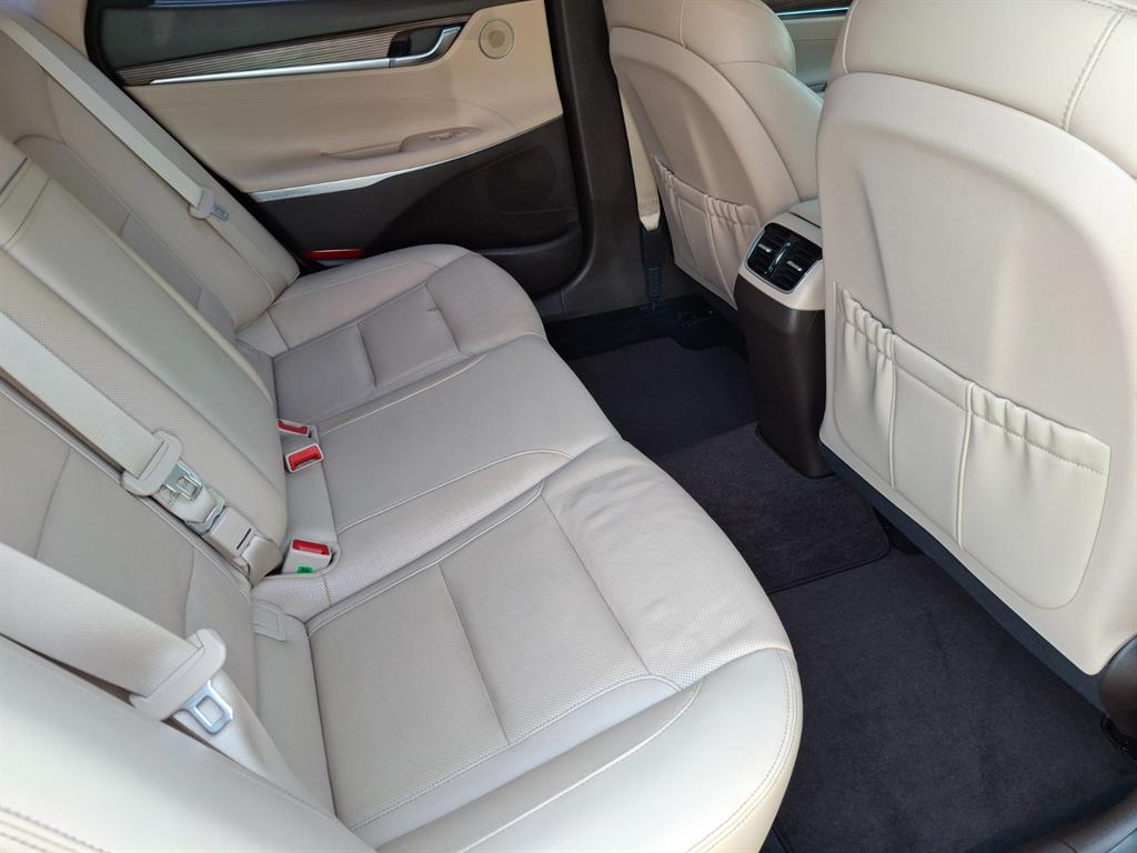 HYUNDAI Grandeur - Vista 9