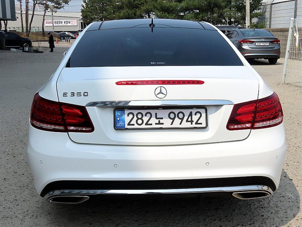 Mercedes Benz E class - Vista 4