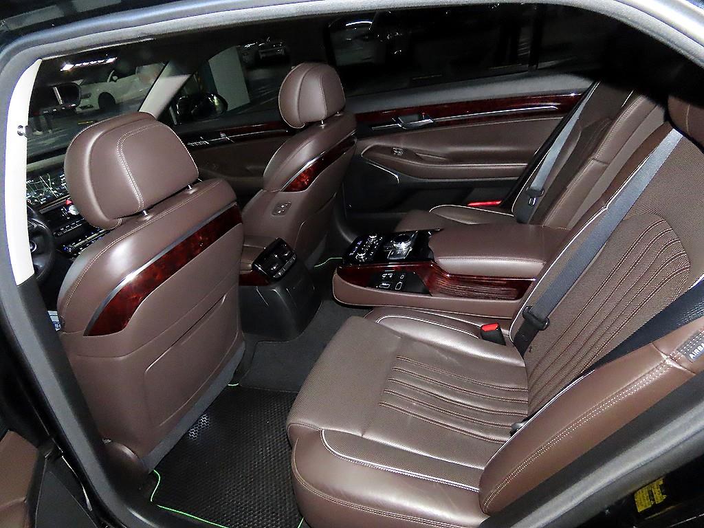 Genesis EQ900 - Vista 7