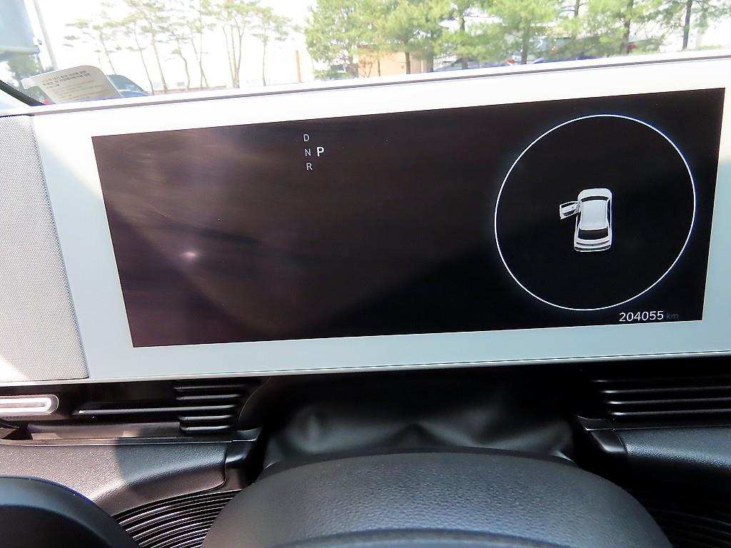 HYUNDAI Ioniq 5 - Vista 9