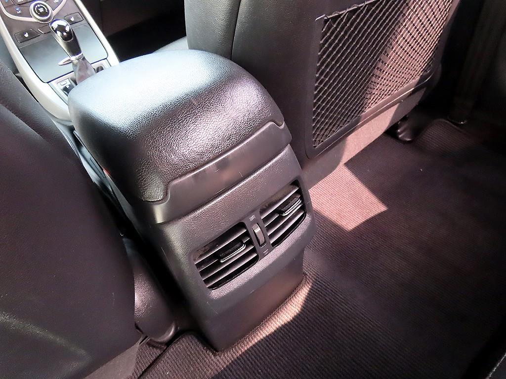 HYUNDAI Avante 2016 Gris - Importación desde Corea - HF Imports Iquique - Foto 17