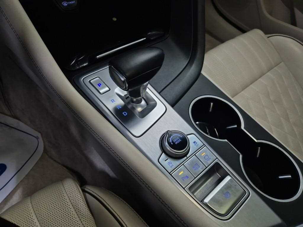 Genesis G70 - Vista 8