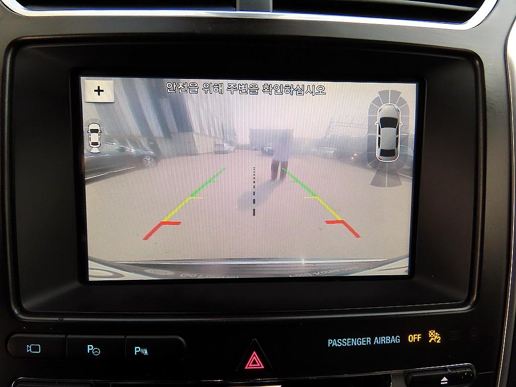 Ford Explorer - Vista 8