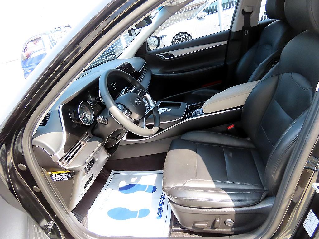 HYUNDAI Grandeur - Vista 5