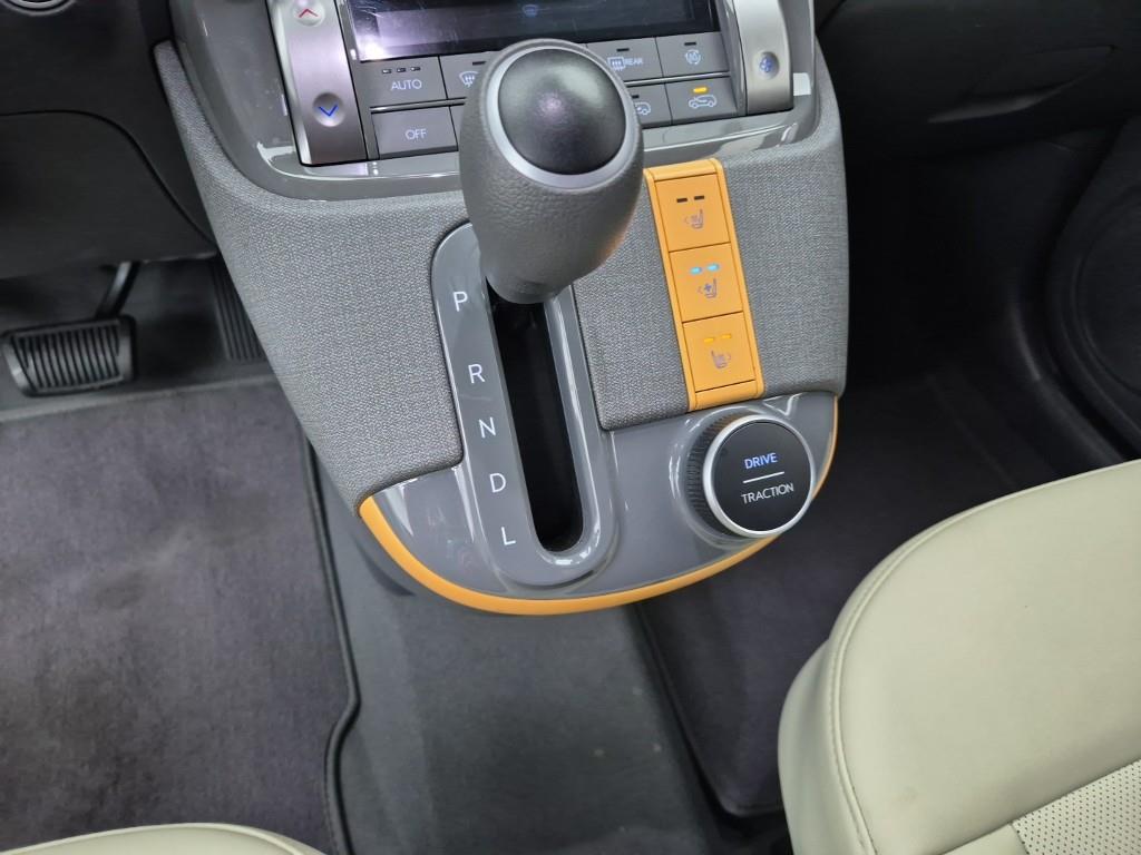 HYUNDAI Casper - Vista 8