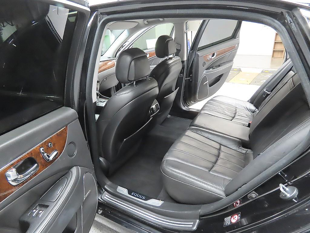 HYUNDAI Equus 2010 Negro - Importación desde Corea - HF Imports Iquique - Foto 8
