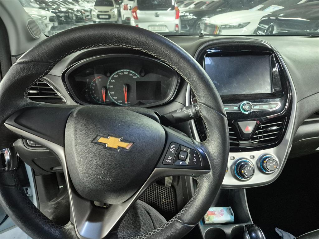 Chevrolet Spark - Vista 5