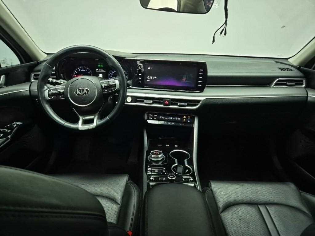 KIA K5 - Vista 7